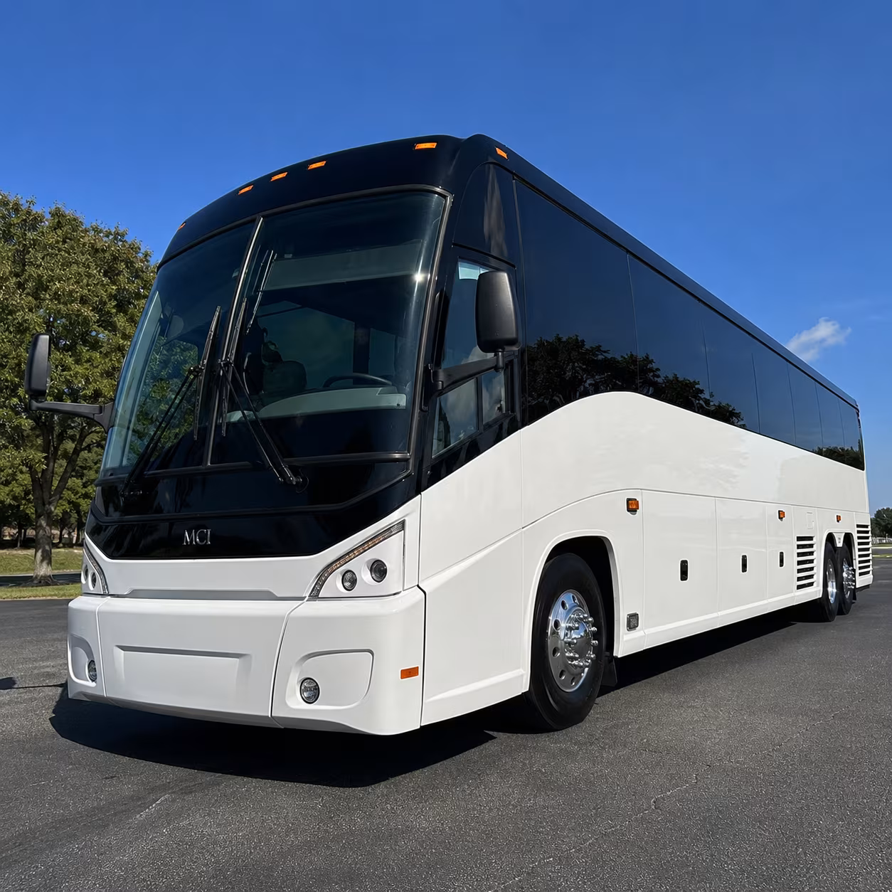 corporate shuttle service between sioux falls hotels and the convention center complex