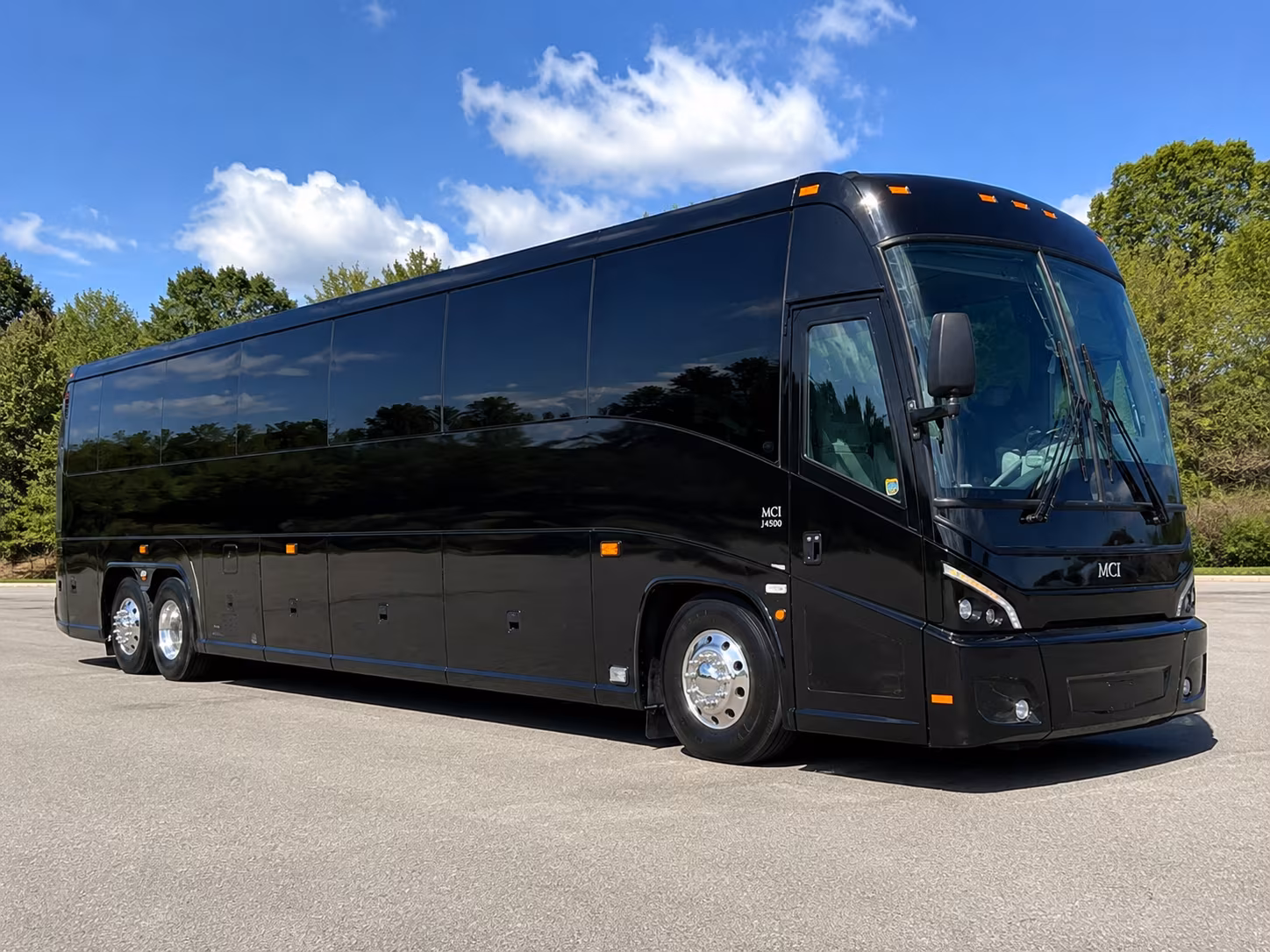 shuttle your wedding guests between downtown hotels and your venue with ease